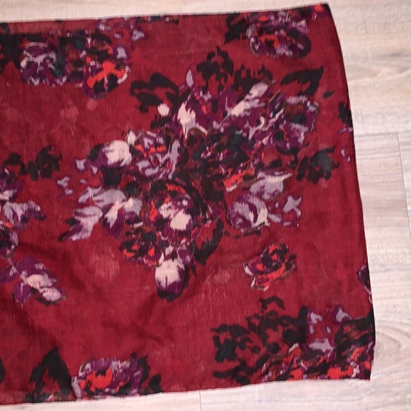 Maurices maroon floral lightweight circle infinity scarf - Picture 5 of 6